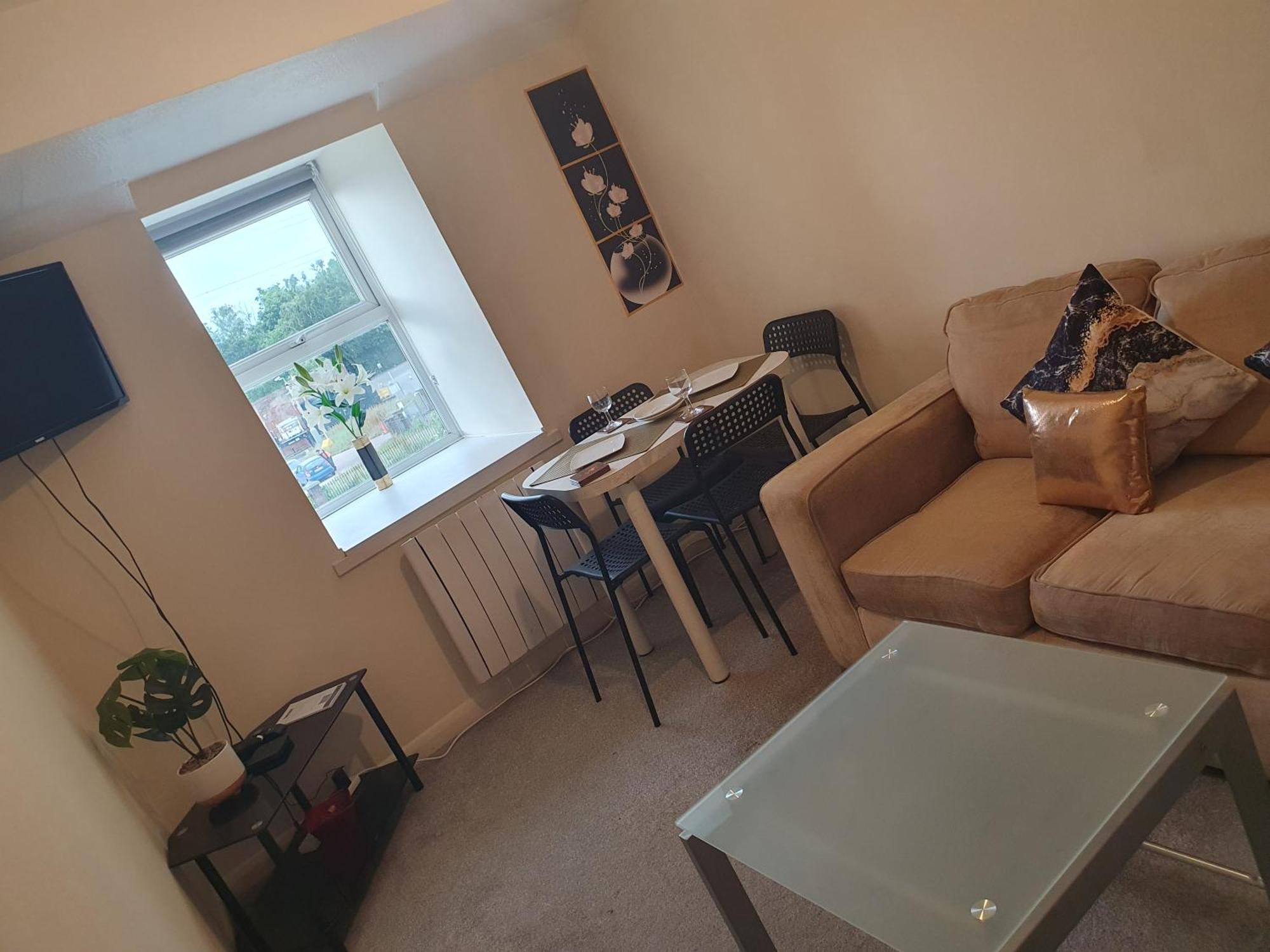 Lovely 1Bedrood Apartment Γκίλντφορντ Εξωτερικό φωτογραφία