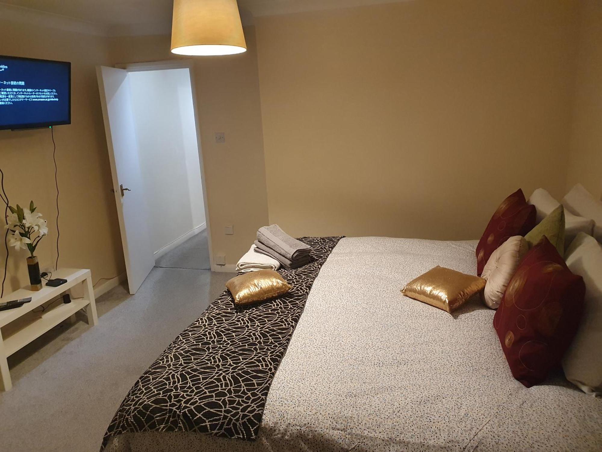 Lovely 1Bedrood Apartment Γκίλντφορντ Εξωτερικό φωτογραφία